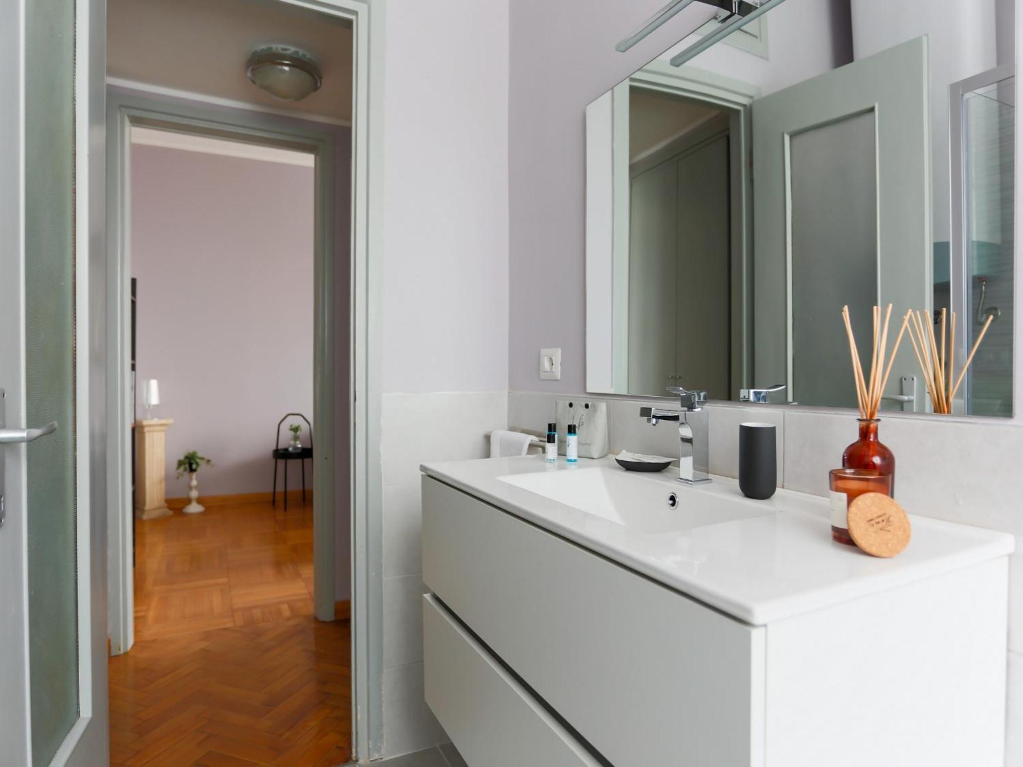 The Best Rent - Spacious One-Bedroom Apartment In Moscova District Milan Luaran gambar